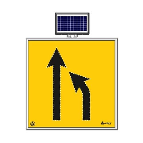 Solar Ledli Yol Bakim Levhasi (100X100Cm) Sol Yoldan Sağ Yola